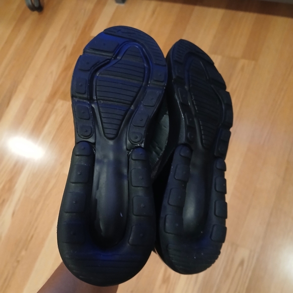 Nike Air Max 270 Streetwear/Lifestyle Shoes Size 7 Youth/8.5 Women - Picture 10 of 10